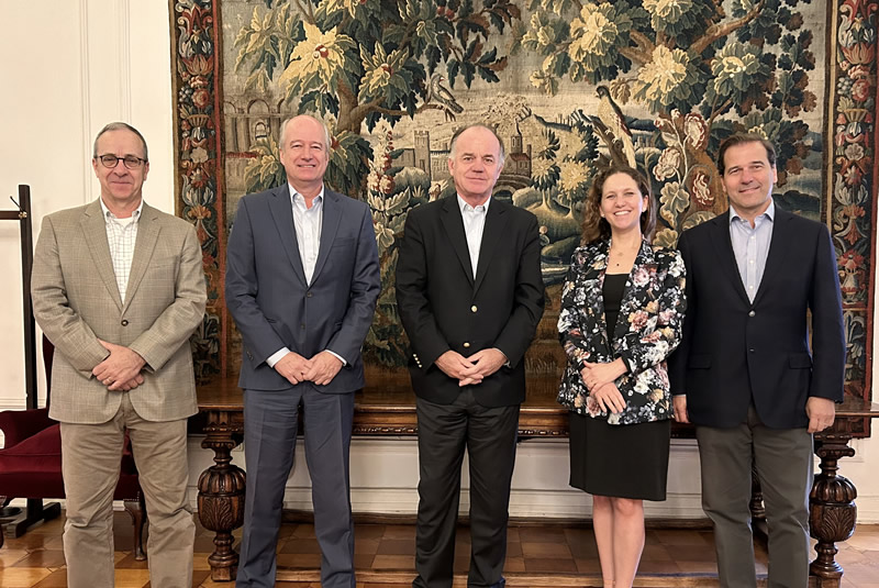 SNA y Sofofa acuerdan alianza para potenciar apertura internacional de Chile