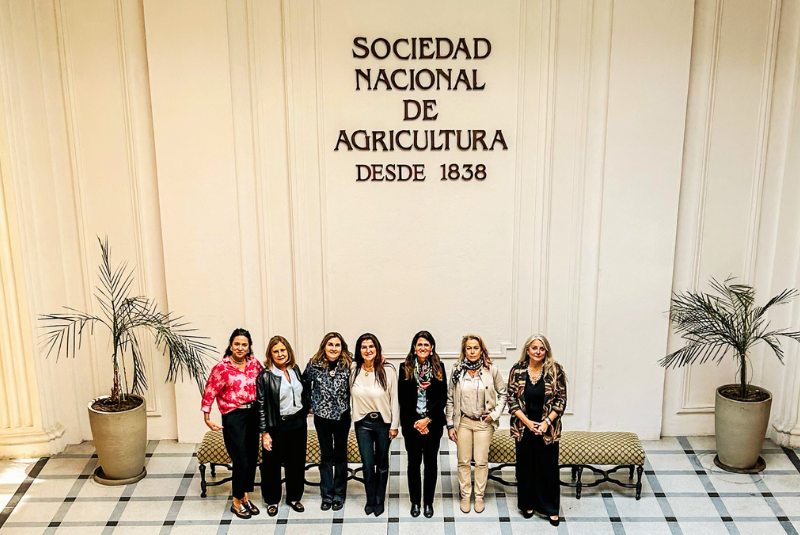 Consejeras de la Sociedad Nacional de Agricultura fortalecen el agro en unidad gremial