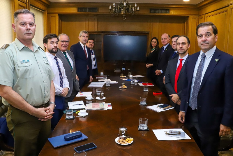 Ministerios de Agricultura y Seguridad, junto  a gremios y autoridades, coordinan  acciones por la seguridad rural