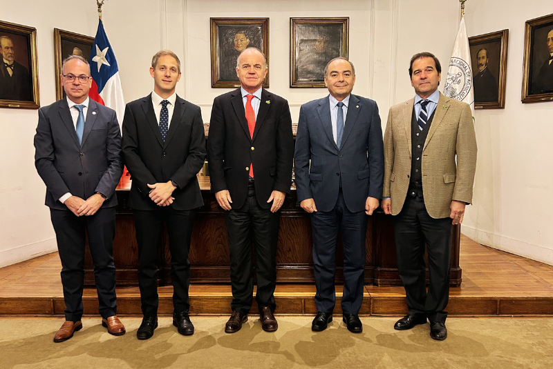 SNA se reúne con el embajador de Paraguay  para potenciar el  intercambio silvoagropecuario