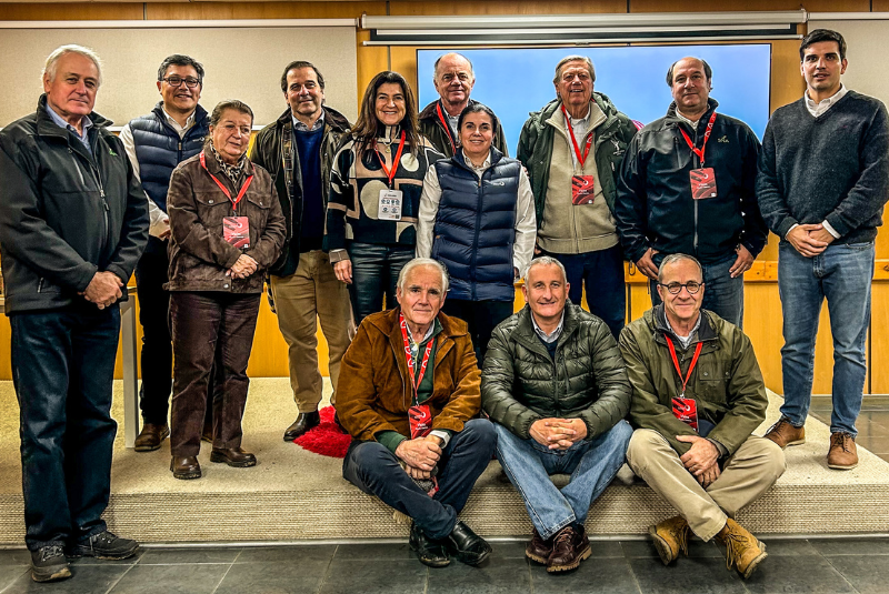 Directorio en terreno: fortaleciendo el vínculo  entre el agro y la salmonicultura